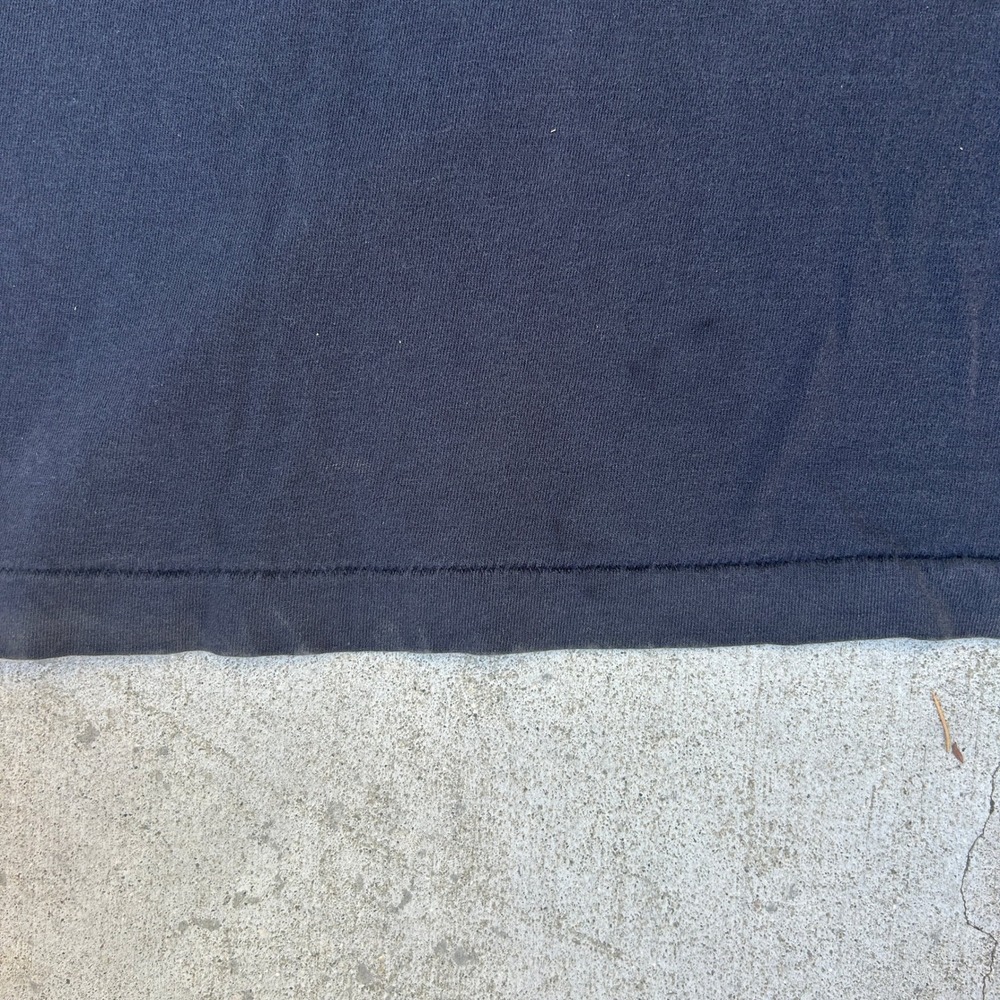 Vintage Marlboro Adventure Team Snake Pass T Shirt XL Faded Black 90s Pocket Tee - Picture 5 of 8